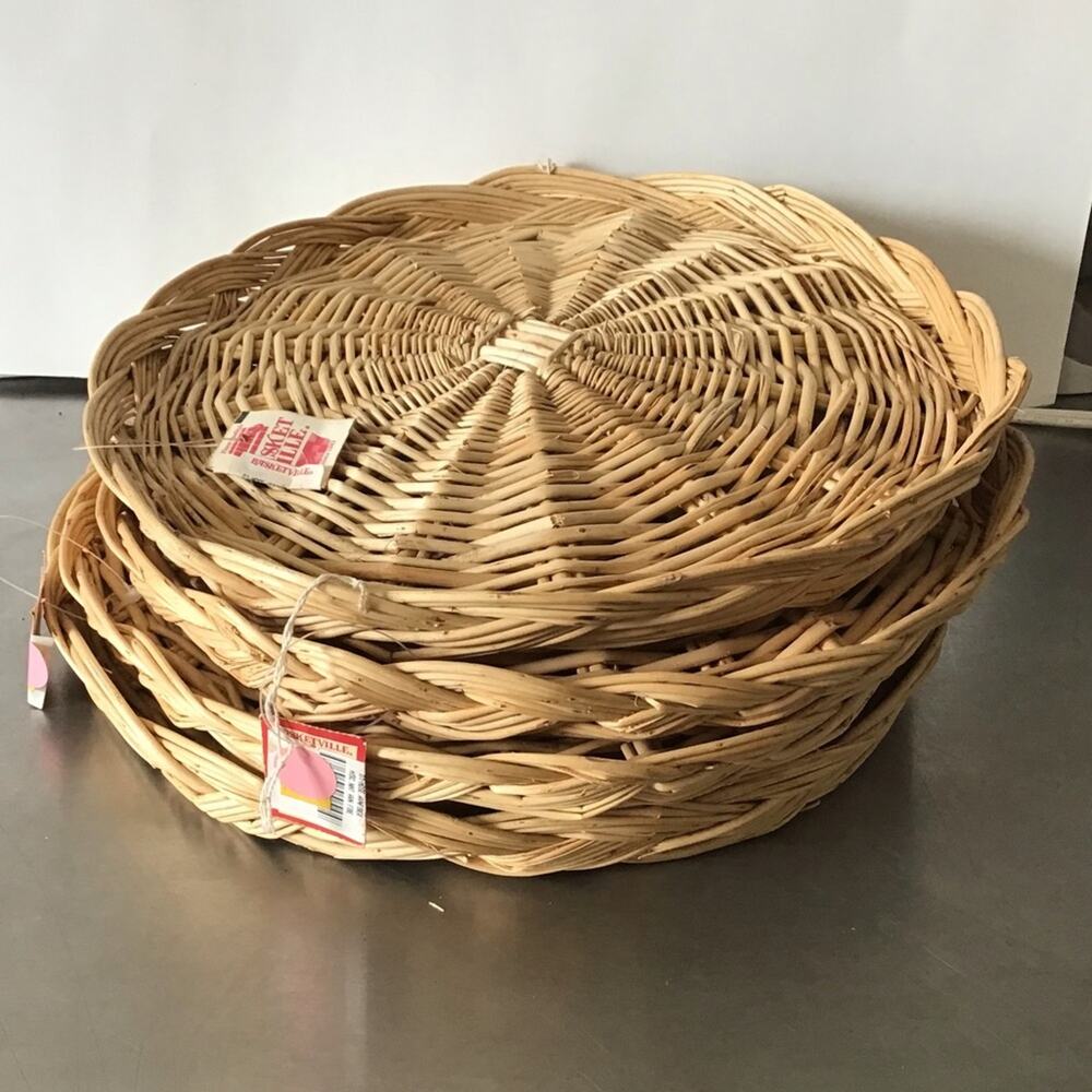 NWT Basketville Wicker Chargers Set of Four